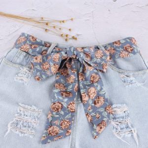 Ceinture Foulard Bleue Bouquet De Roses