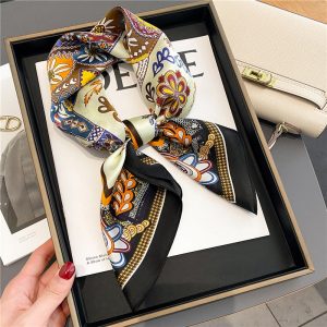 Foulard Auxane Cheveux Femme Carré Soie