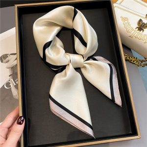 Foulard Victoire Cheveux Femme Carré Soie