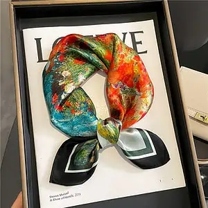Foulard Soline Carré Soie Femme Multicolore Prairie À Motifs