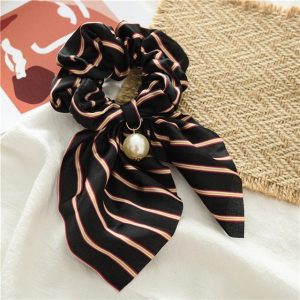 Chouchou Foulard Court Noir Rayures